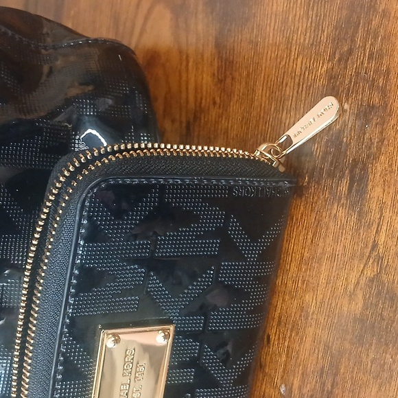 Michael kors logo pvc signature tote black and tan With Matching Wallet Set - Picture 14 of 16